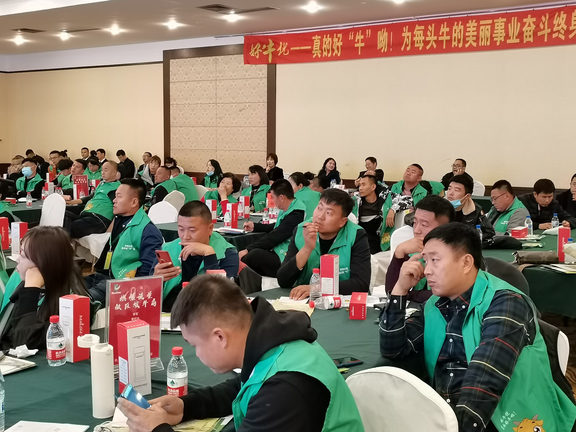 《燃爆流量 做區(qū)域“?！鄙獭返拈L(zhǎng)春站