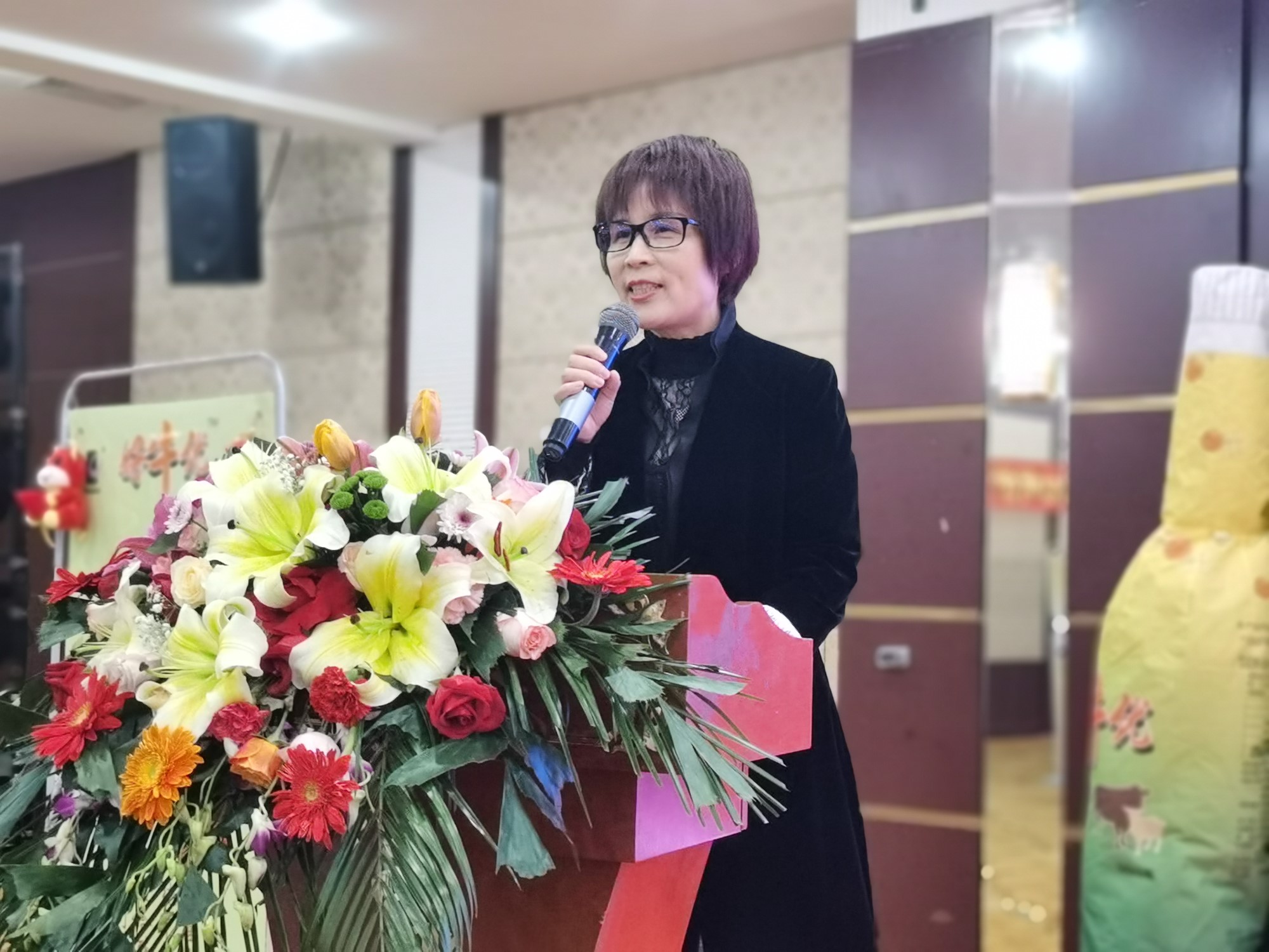 《燃爆流量 做區(qū)域“?！鄙獭返拈L春站